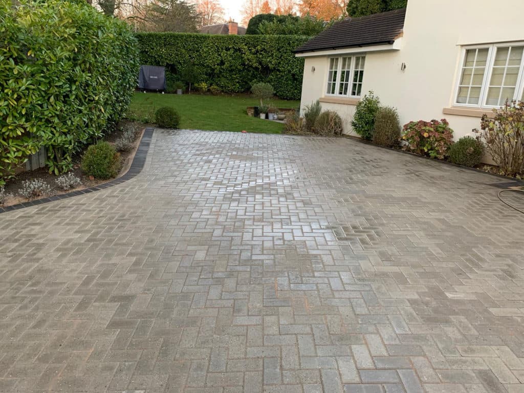 Cobble Sets in Surrey