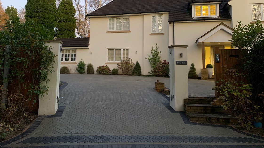 block paving driveway video thumbnail